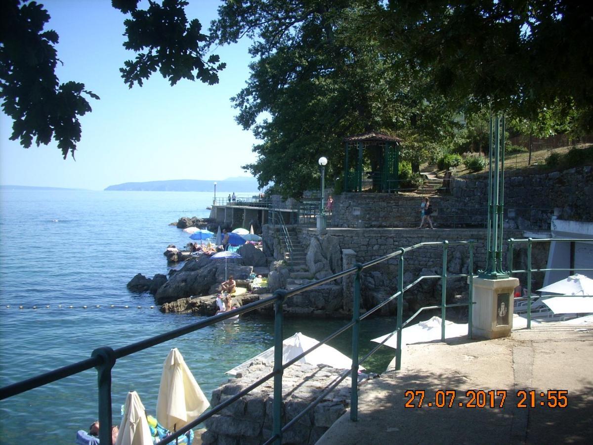 Apartment At Sea Lovran Luaran gambar